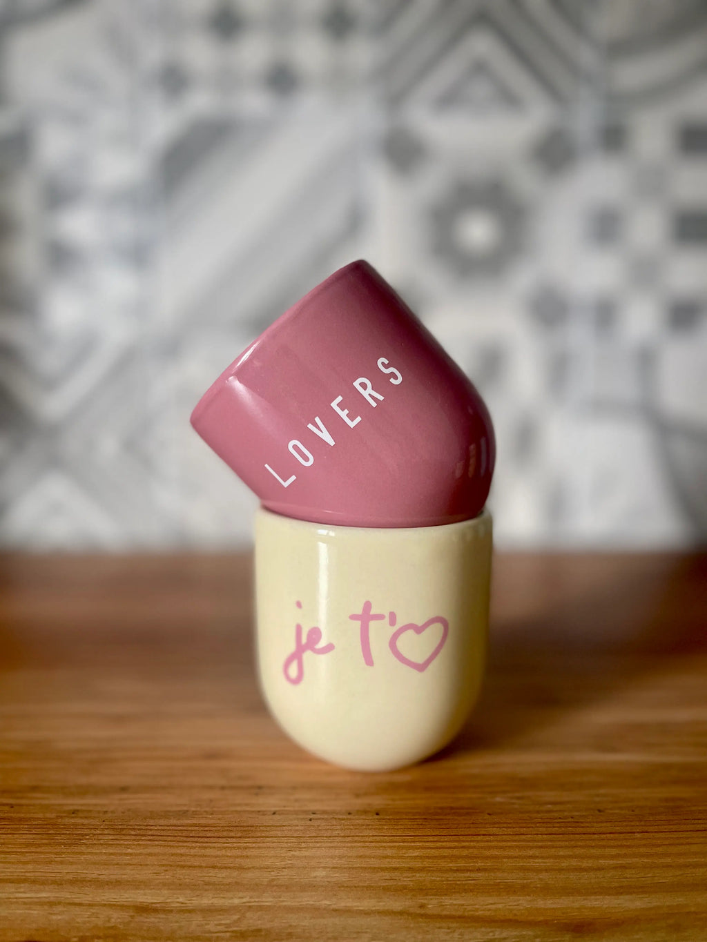 Tasses artisanales thème de l'amour